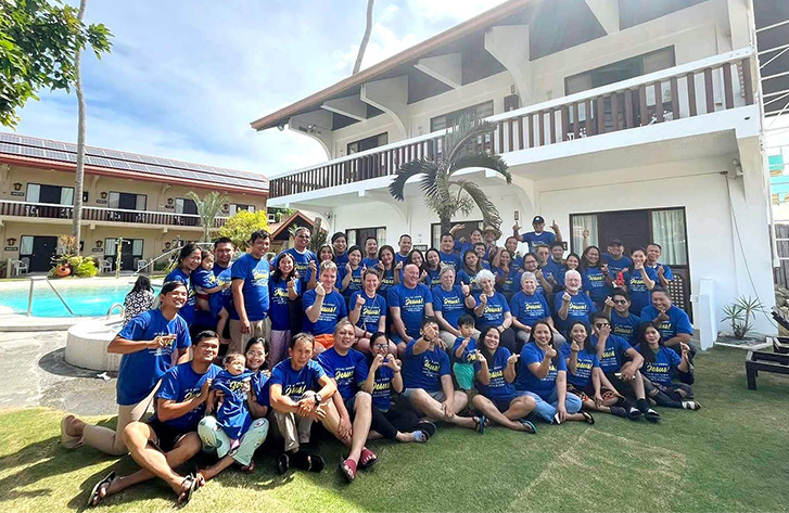 Group of people who book the Exclusive Resort Takeover Package